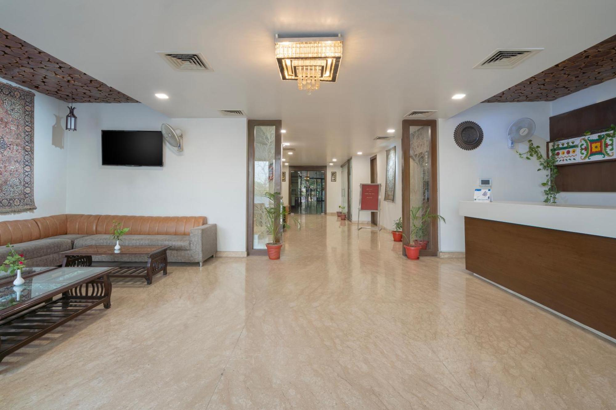 Spree Hotel Agra - Walking Distance To Tajmahal Exteriér fotografie
